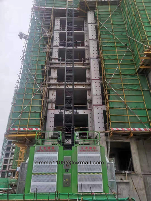China ALL IN ONE 0-36m/min Speed Construction Elevator Hoister 50m Mast Section supplier