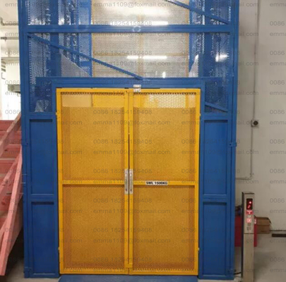 China Small 300kg 6m Small Vertical Hydraulic Goods Lift Warehouse Freight Elevator supplier