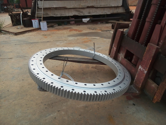 China 1400 40F Slewing Bearing 158 teeth 72 holes for HS Tower Crane QTZ125 supplier